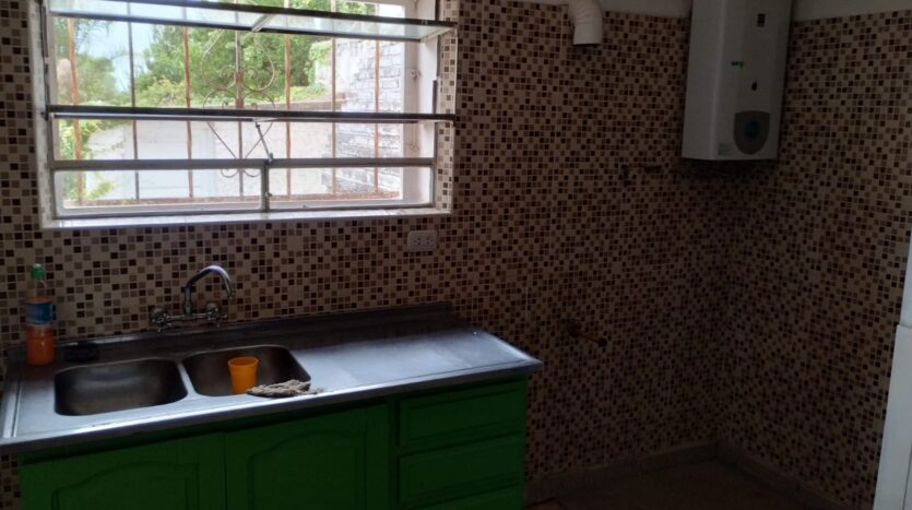 ALQUILER,ALQUILA,CASA,ALTA,GRACIA,BARRIO,NORTE,CERCA,CENTRO