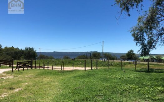 TERRENOS CONTIGUOS EMBALSE RIO TERCERO ALTOS DE LA RIVIERA EN VENTA